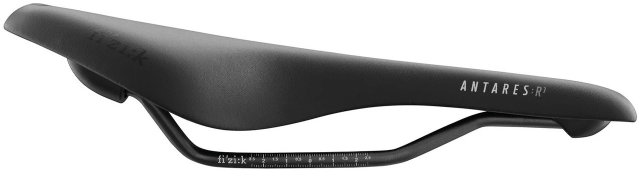 Fizik Antares R3 Open Saddle 1 Fizik Antares R3 Open Saddle