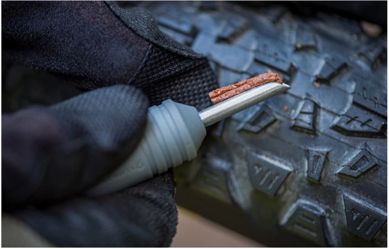 Blackburn Plugger Tubeless Tire Repair Kit 5 Blackburn Plugger Tubeless Tire Repair Kit - Image 5