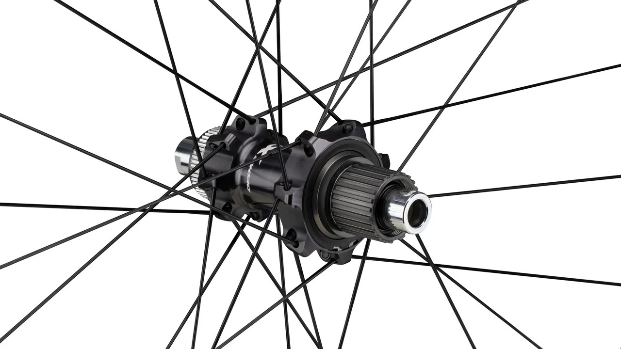 Shimano WH-M8100-TL-B XT Center Lock Disc 27.5" Wheelset 5 Shimano WH-M8100-TL-B XT Center Lock Disc 27.5" Wheelset - Image 5