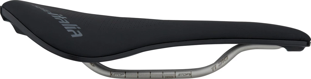 SELLE ITALIA Novus Boost Evo TI316 Superflow Saddle 1 SELLE ITALIA Novus Boost Evo TI316 Superflow Saddle