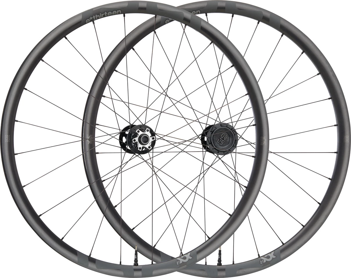 E-thirteen XCX Race IW24 Carbon Boost 29" Wheelset 1 E-thirteen XCX Race IW24 Carbon Boost 29" Wheelset