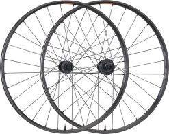 ZIPP 101 XPLR Carbon Tubeless Center Lock Disc 27.5" Wheelset
