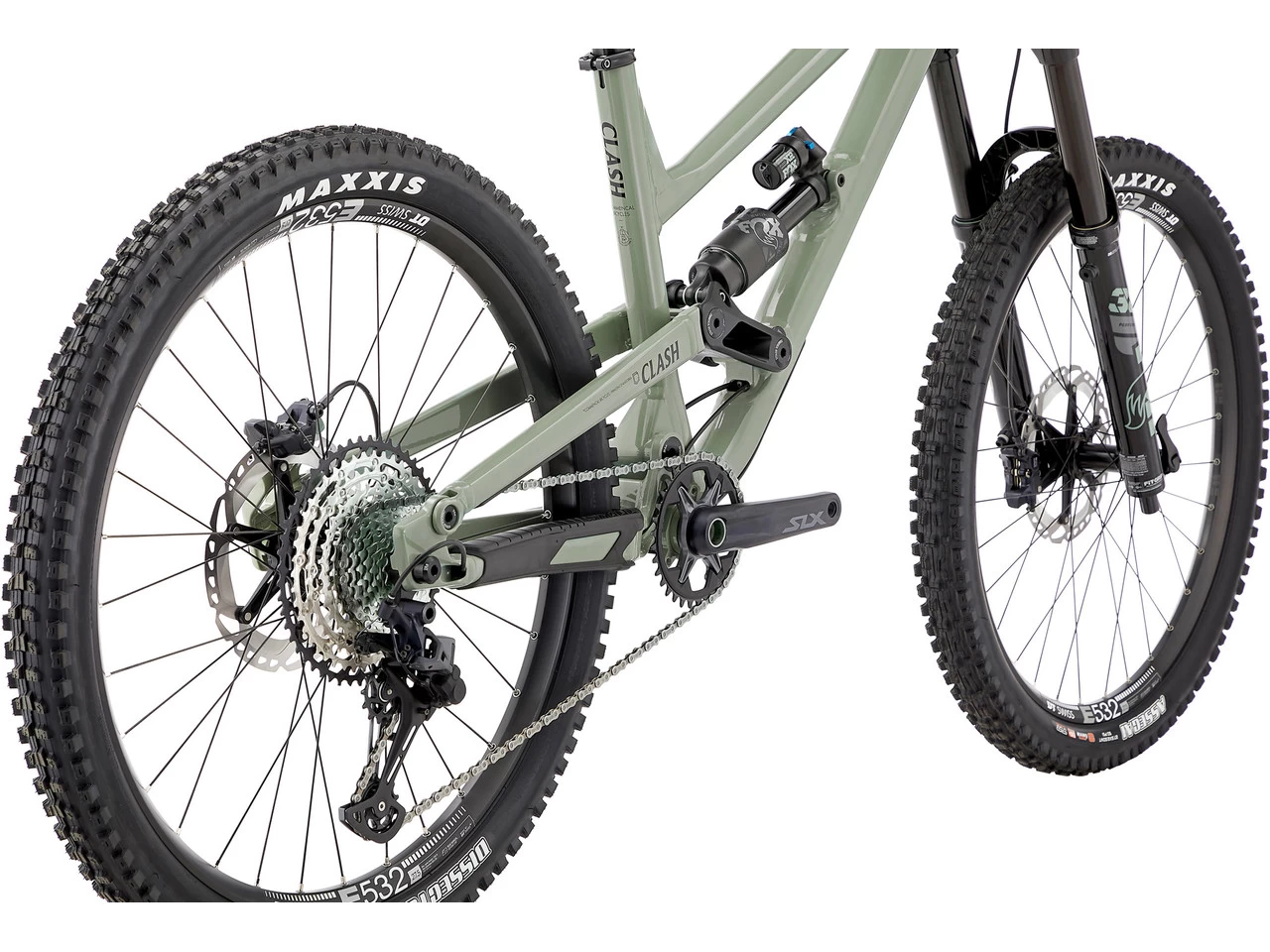 Commencal Clash Essential 27.5" Mountain Bike 4 Commencal Clash Essential 27.5" Mountain Bike - Image 4