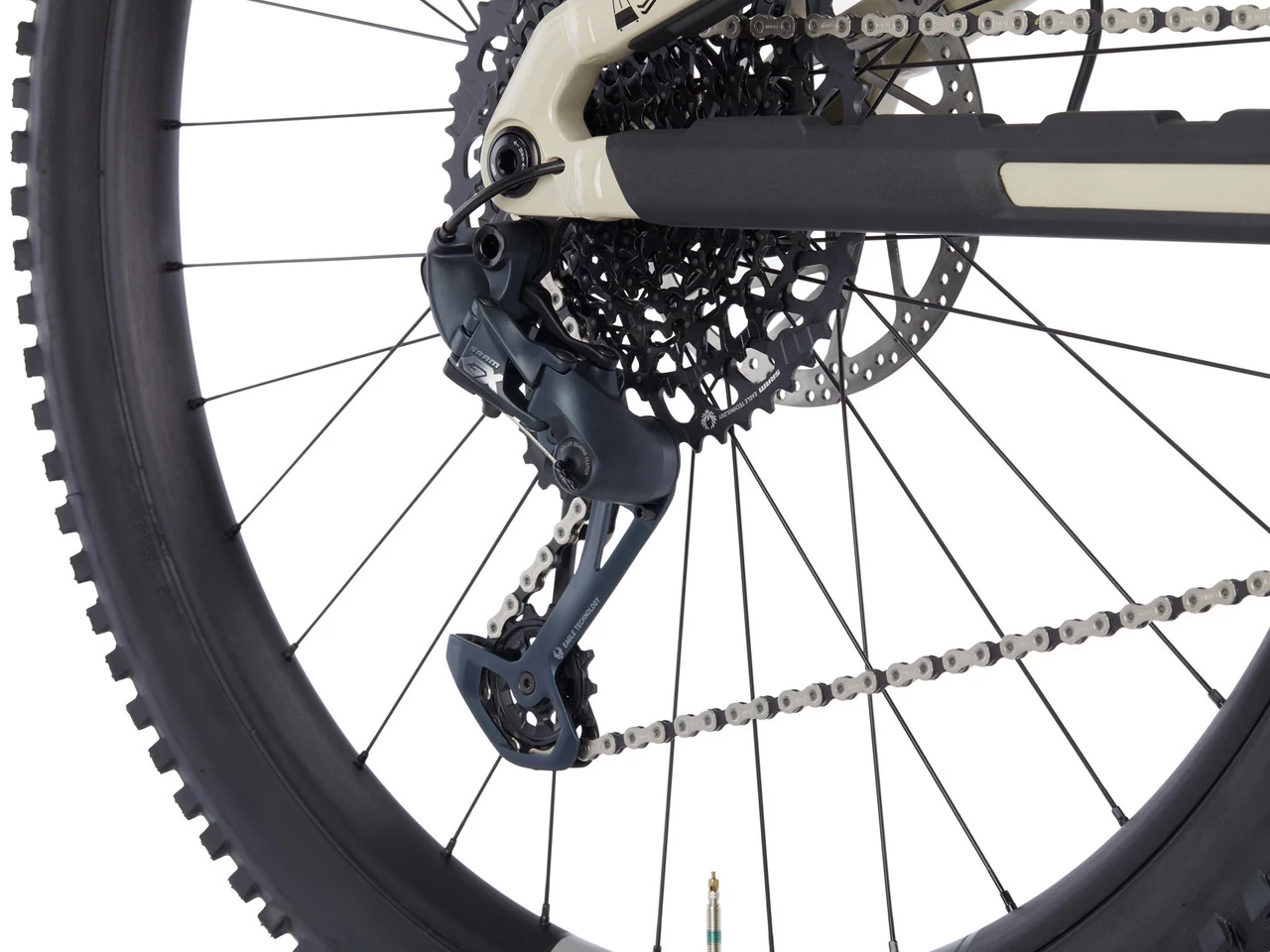 Commencal T.E.M.P.O. ÖHLINS Edition 29" Mountain Bike 19 Commencal T.E.M.P.O. ÖHLINS Edition 29" Mountain Bike - Image 19